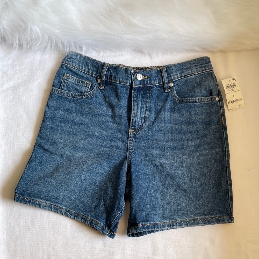 Epic Threads Big Boys 5 Pocket Denim Shorts Size Large. Brand New With Tags.